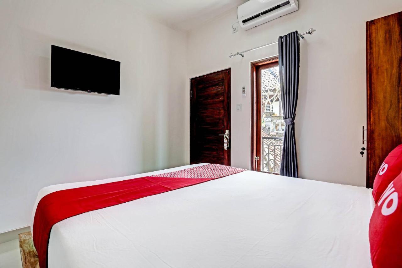 Oyo 91080 Kubu D&D Guesthouse Seminyak  Exterior photo